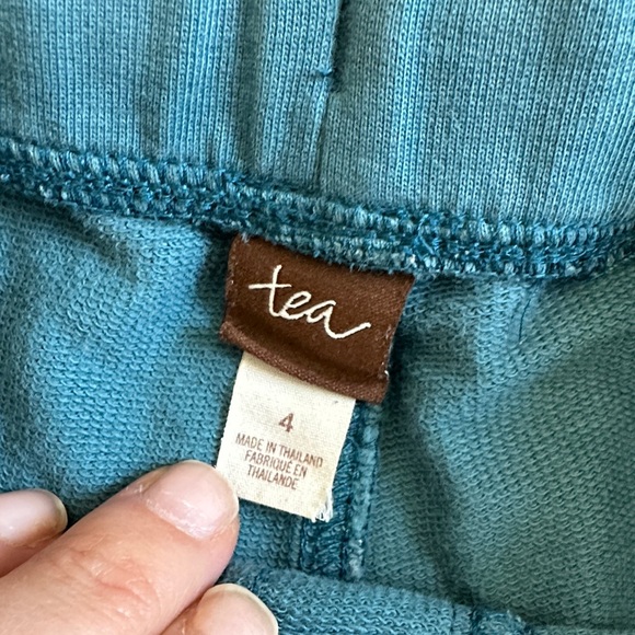 Tea Collection Teal Palm Print Kids Shorts - Picture 2 of 8